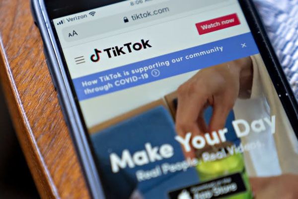 2025年01月21日:特朗普签署行政命令 保护TikTok免受美国禁令的影响 开辟了复杂的法律道路